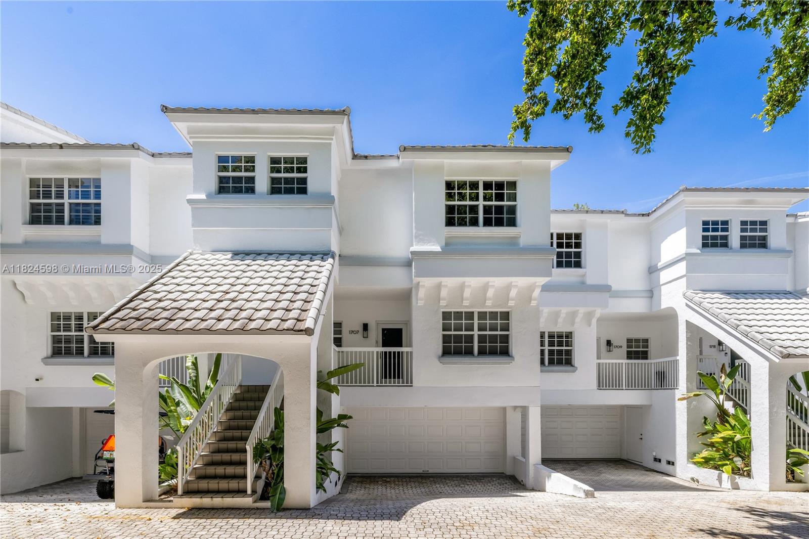 1707 E Las Olas Blvd 4