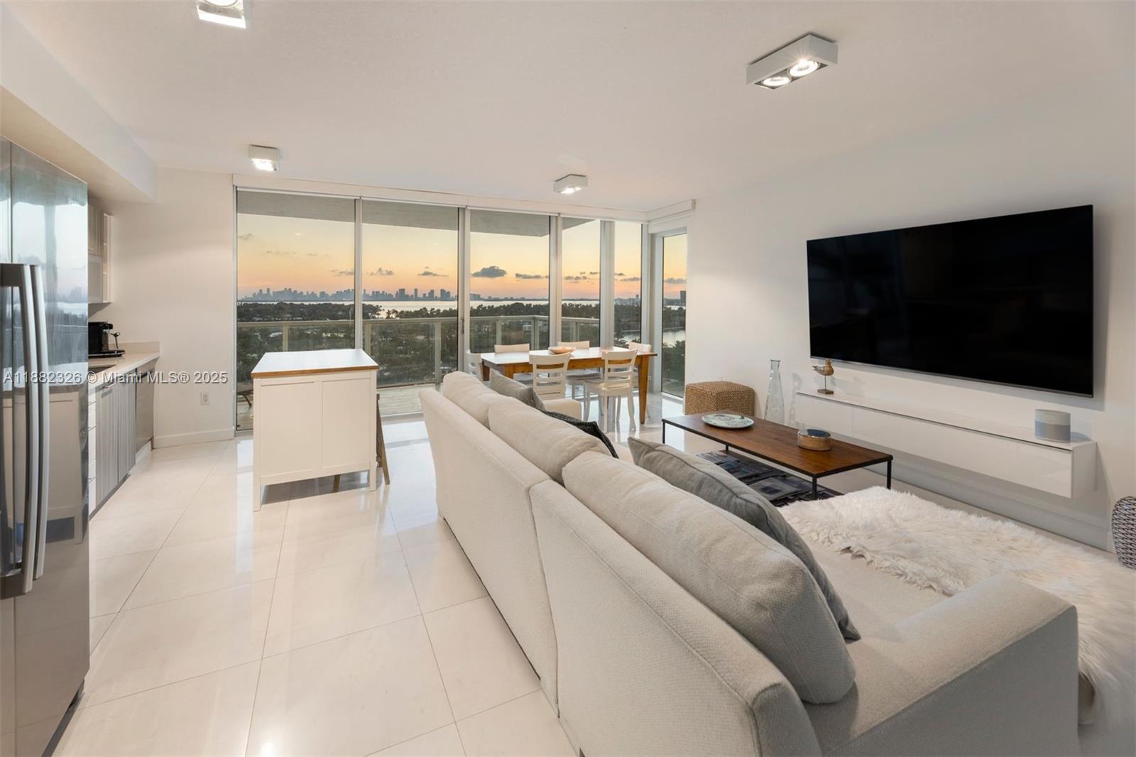 EDEN HOUSE CONDO - Residential Lease