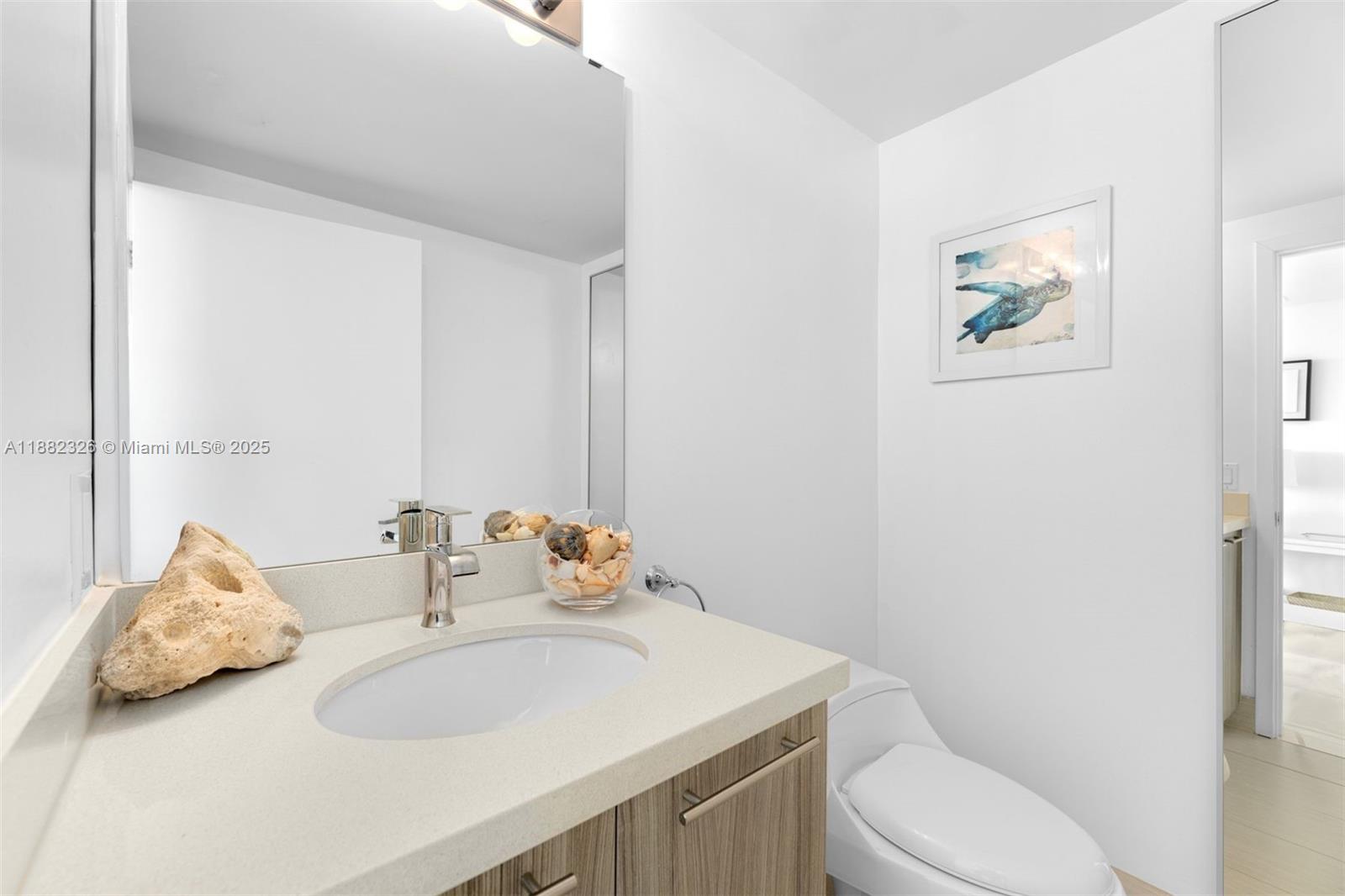 EDEN HOUSE CONDO - Residential Lease