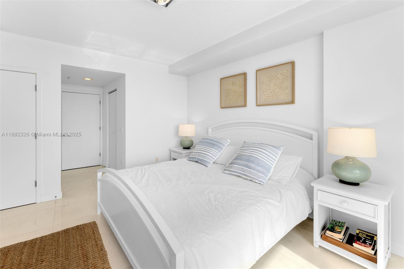 EDEN HOUSE CONDO - Residential Lease