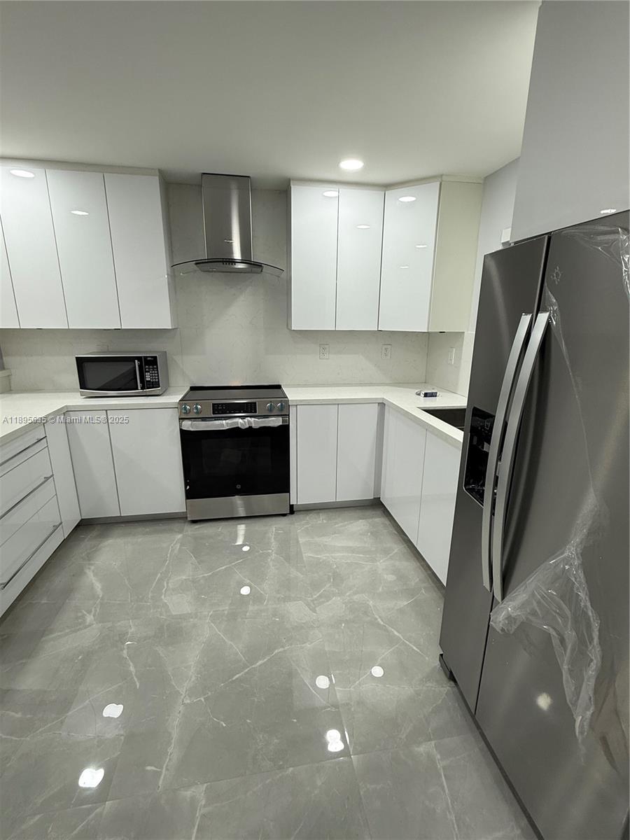 CAROL CITY 3RD ADDN - Residential