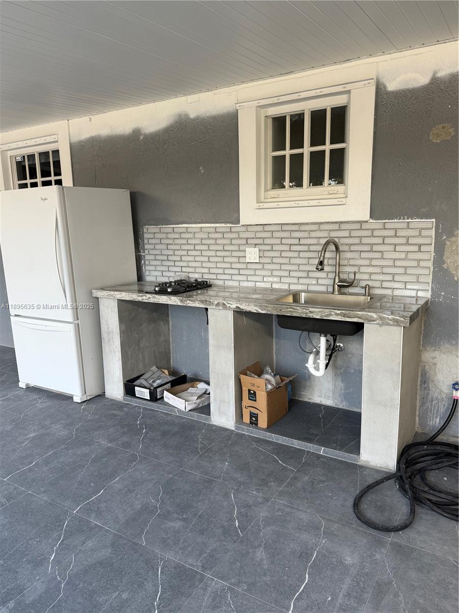 CAROL CITY 3RD ADDN - Residential