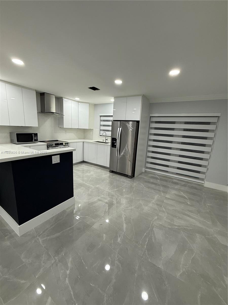 CAROL CITY 3RD ADDN - Residential