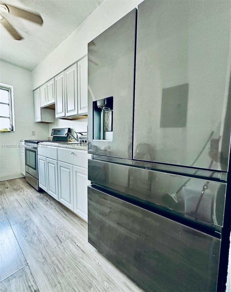 VICTORIA CONDO - Residential