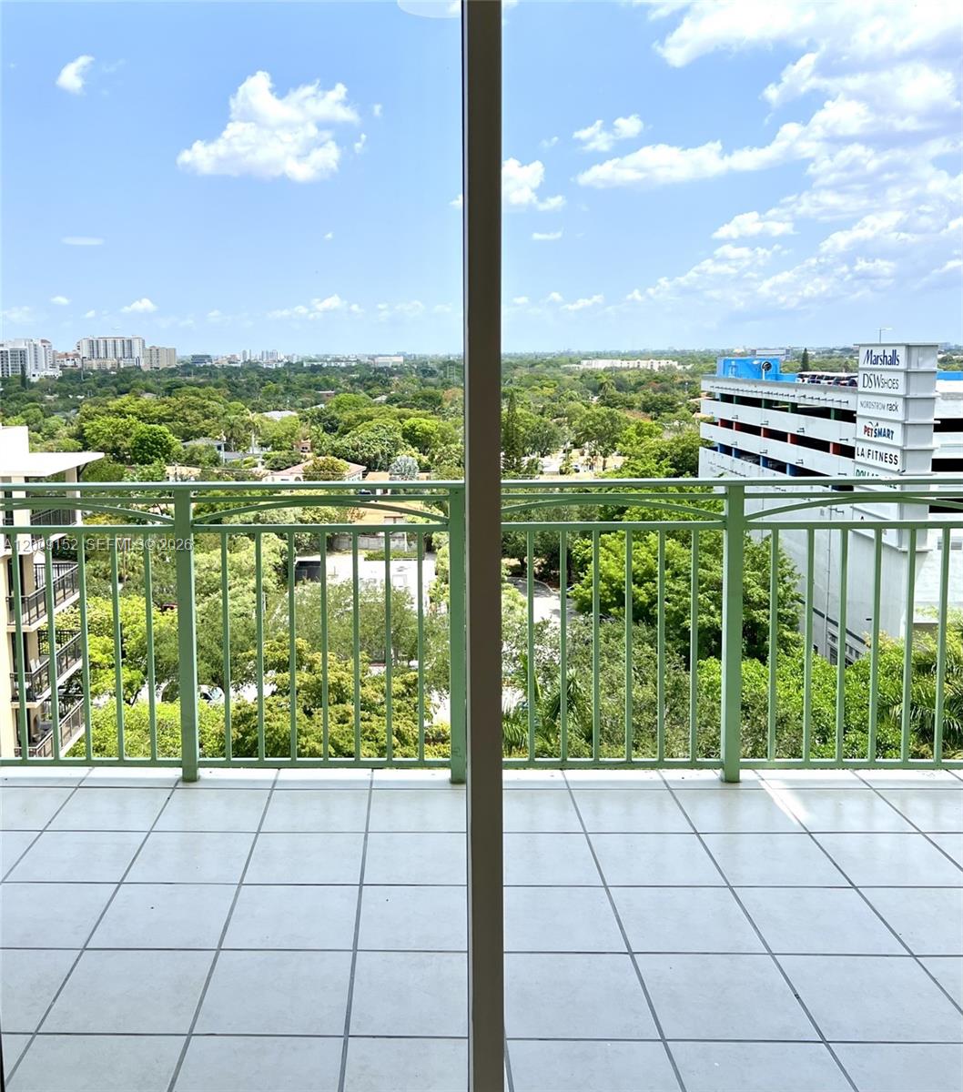 3500 Coral Way 1102