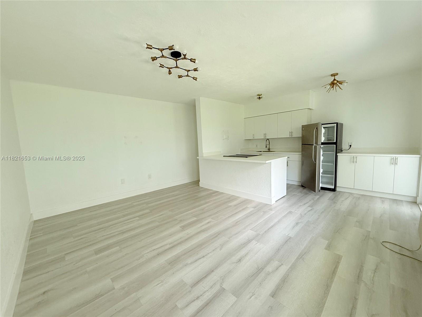 9270 E Bay Harbor Dr 4A