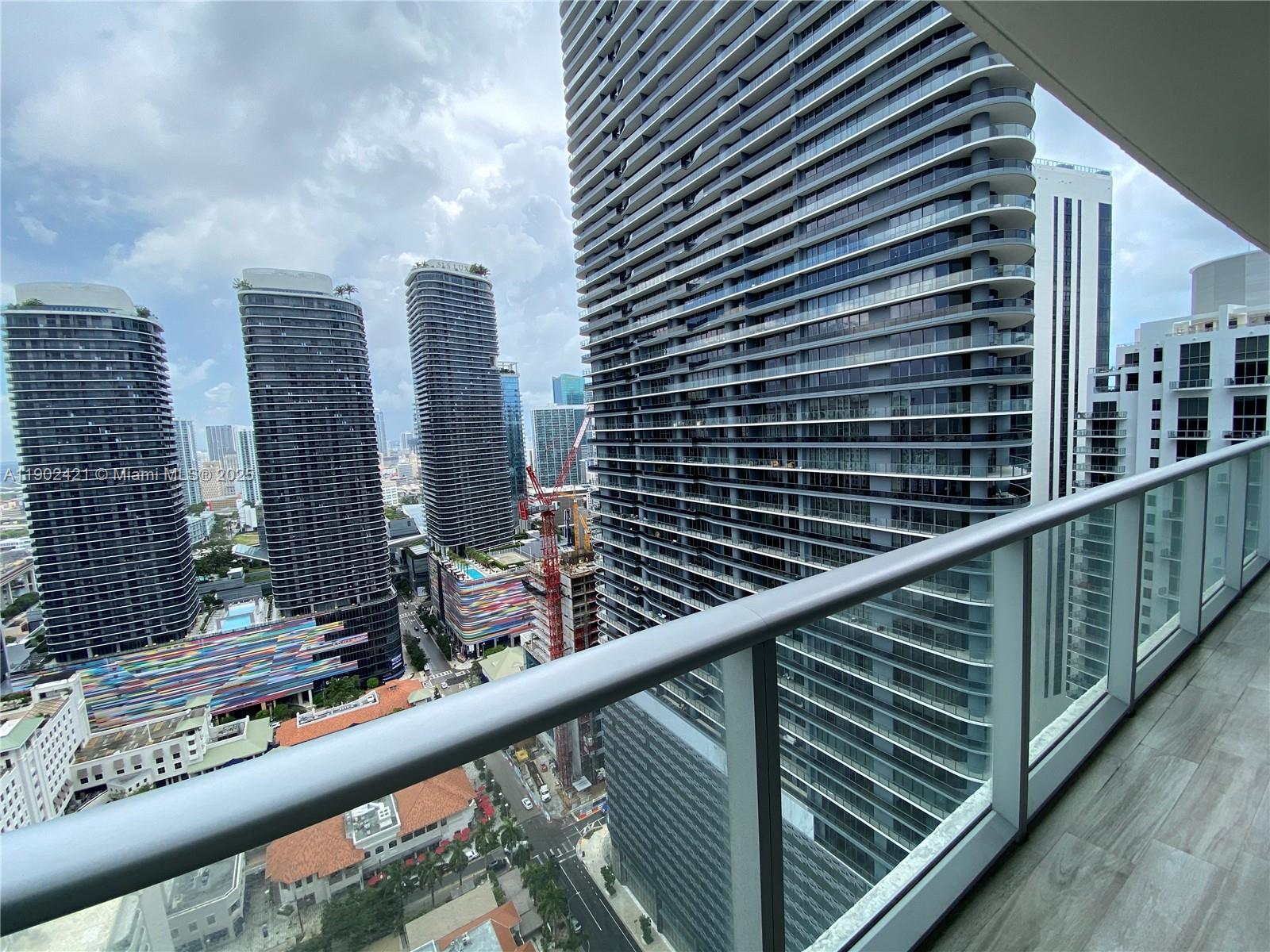 1100 MILLECENTO RESIDENCE - Residential Lease