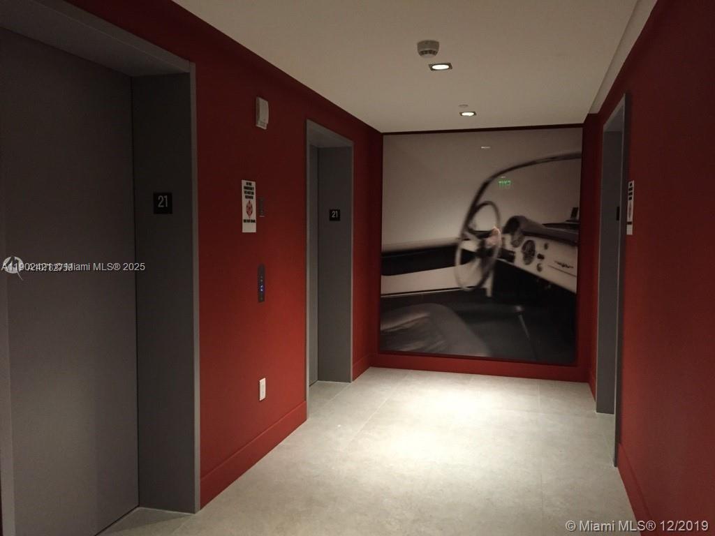 1100 MILLECENTO RESIDENCE - Residential Lease