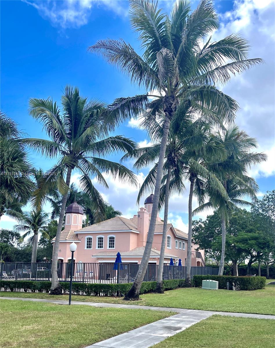 BELMONT AT NORTH LAUDERDA - Residential