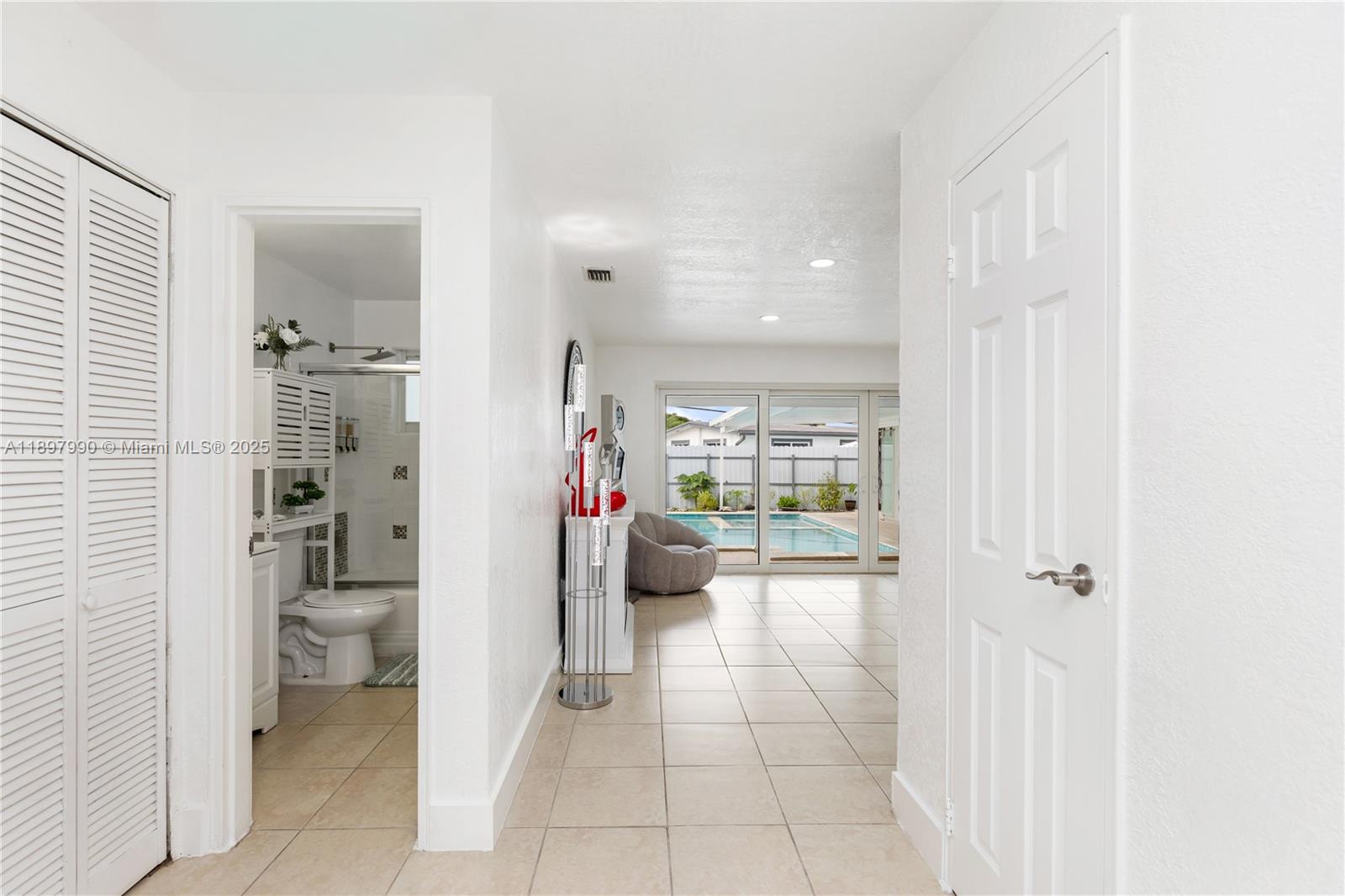 CAROL CITY 2ND ADDN - Residential