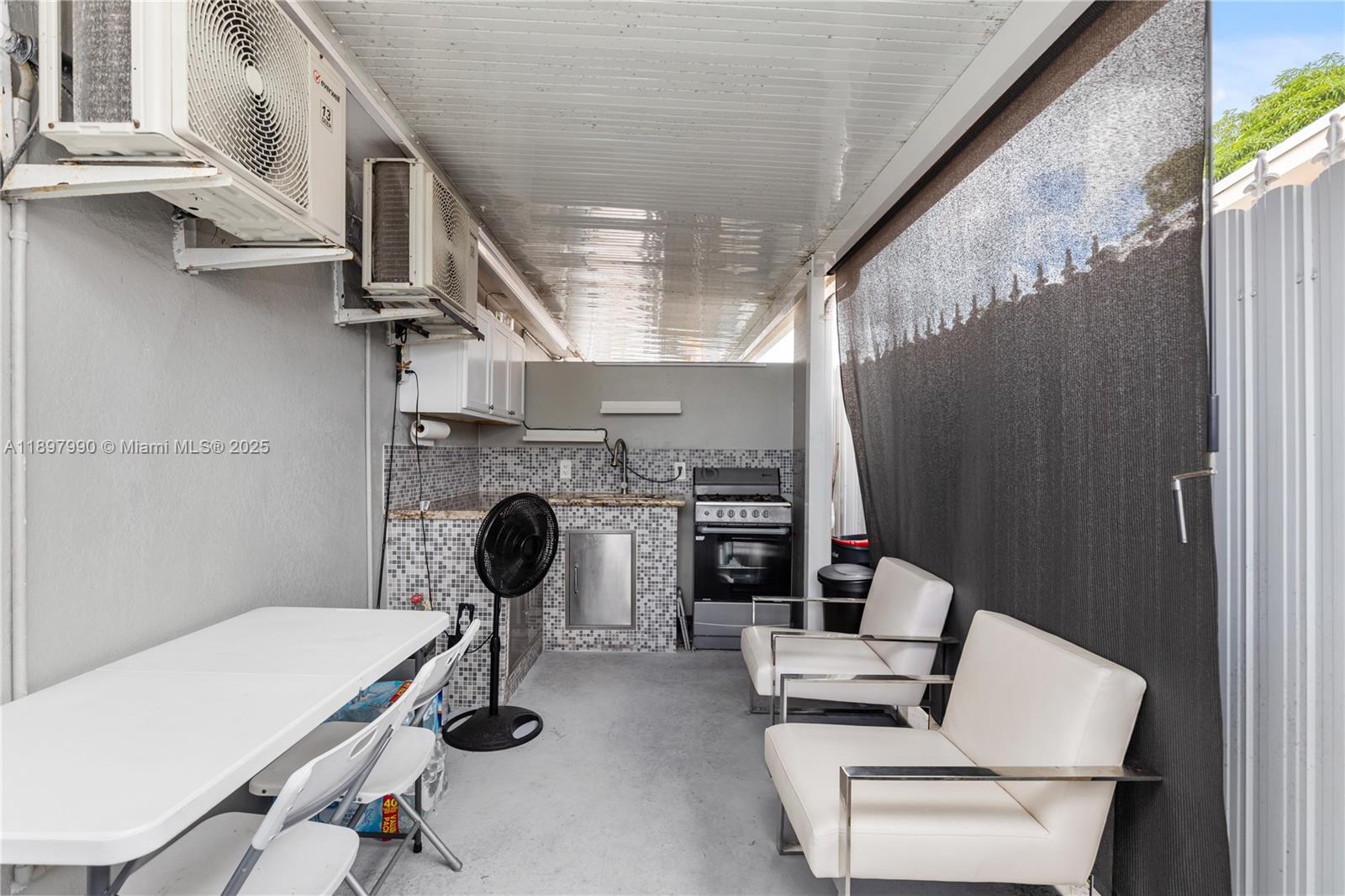 CAROL CITY 2ND ADDN - Residential