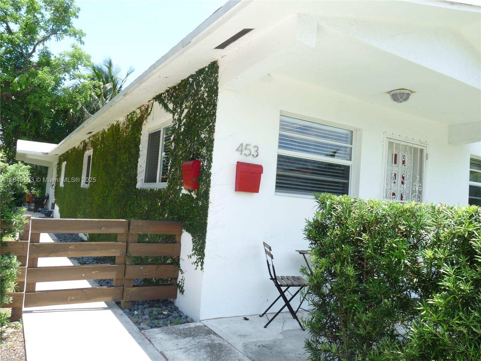 Great Opportunity to enjoy Upper East Side lifestyle living in this beautifully remodeled 2 Beds/1 Bath Unit. Fully updated, updated kitchen & Bath, Terrazzo floors, recessed lights, Washer/ Dryer, parking+Extra large Private Patio waiting for your Long weekends Barbecue parties!! Steps to MIMO District & Little River restaurants and shops, short drive to Miami Beach, Airport, Midtown, Wynwood, Edgewater, etc. A MUST SEE!!