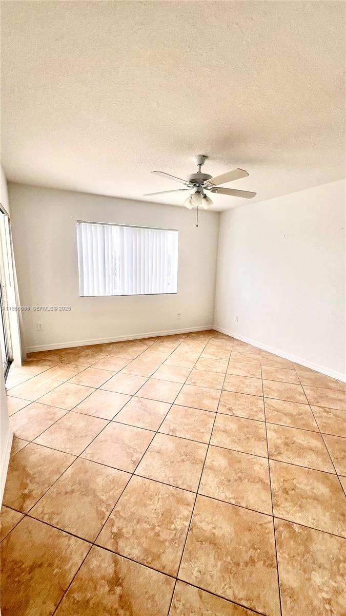 VILLA RUSTICA I CONDO - Residential Lease