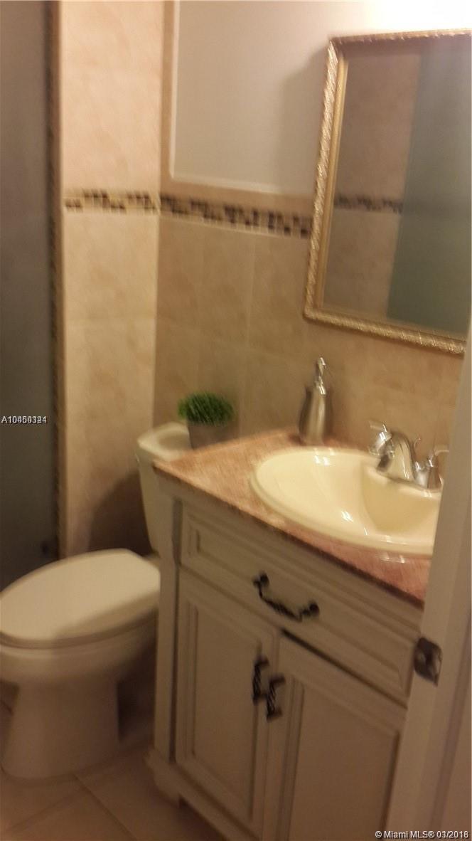 Veranda at Doral - Residential Lease