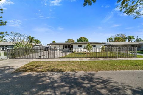 19707 SW 118th Pl Miami FL 33177