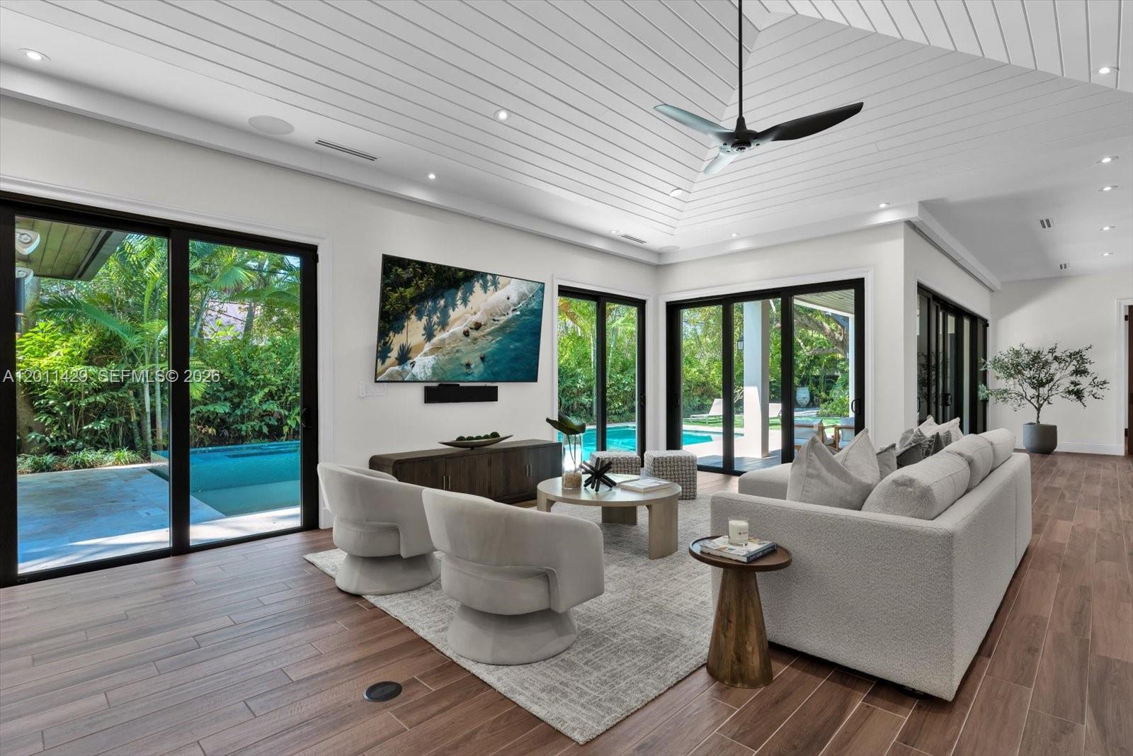 KENDAL RANCHES - Residential