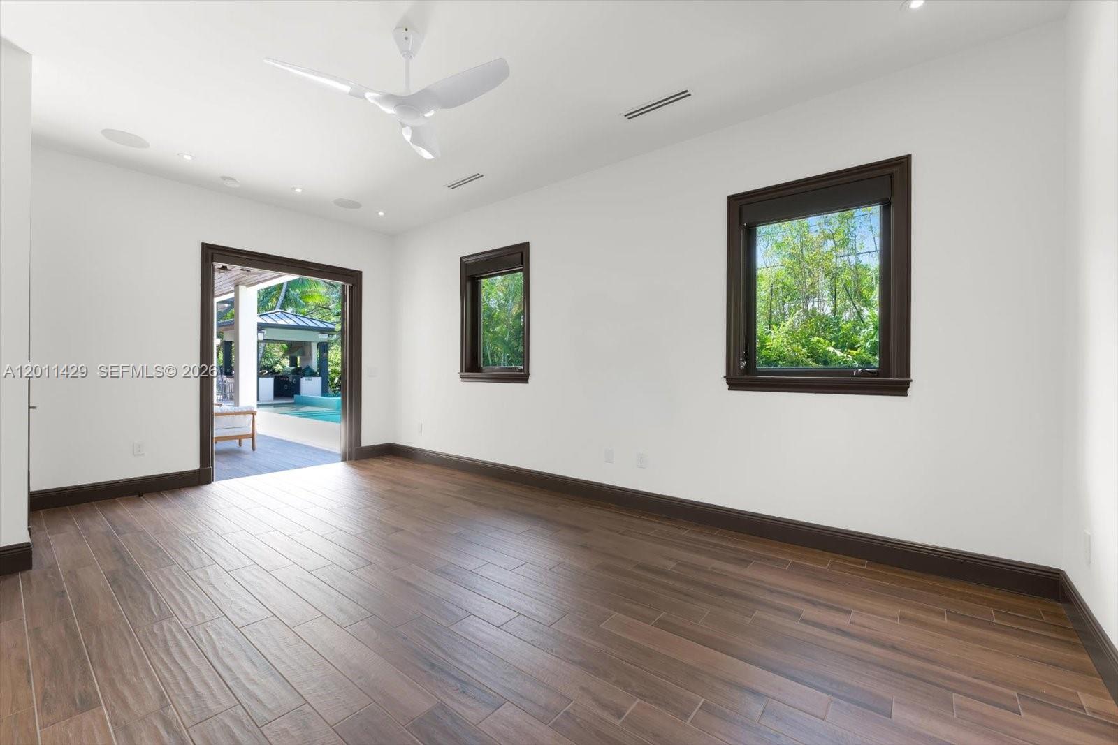 KENDAL RANCHES - Residential