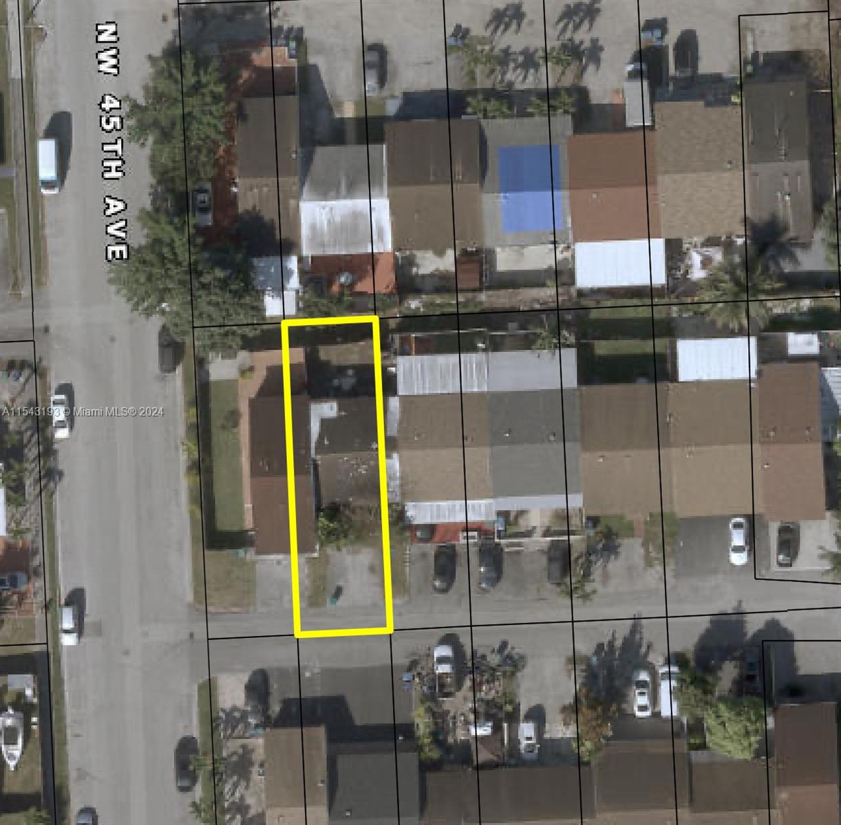 Property for Sale at 18625 Nw 45th Ave, Miami Gardens, Broward County, Florida - Bedrooms: 2 
Bathrooms: 1  - $225,000