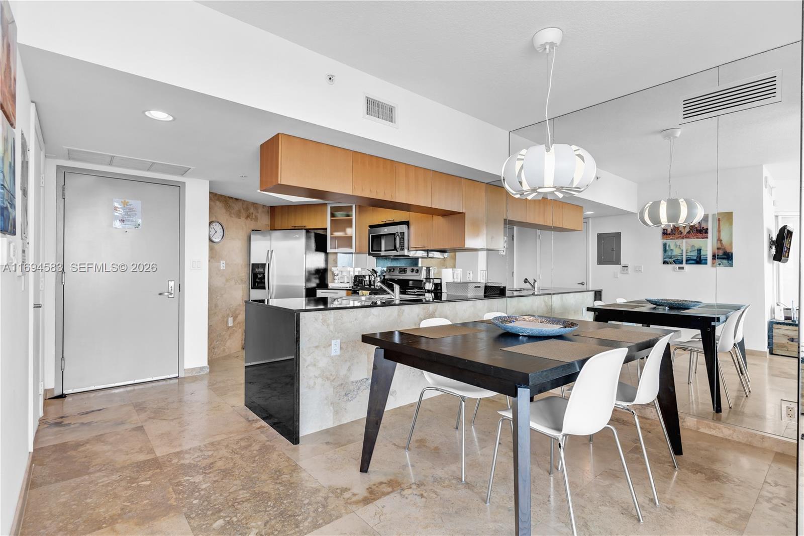 1750 N Bayshore Dr 5014