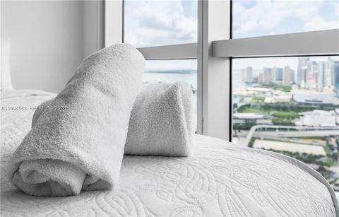 1750 N Bayshore Dr 5014 Miami FL 33132