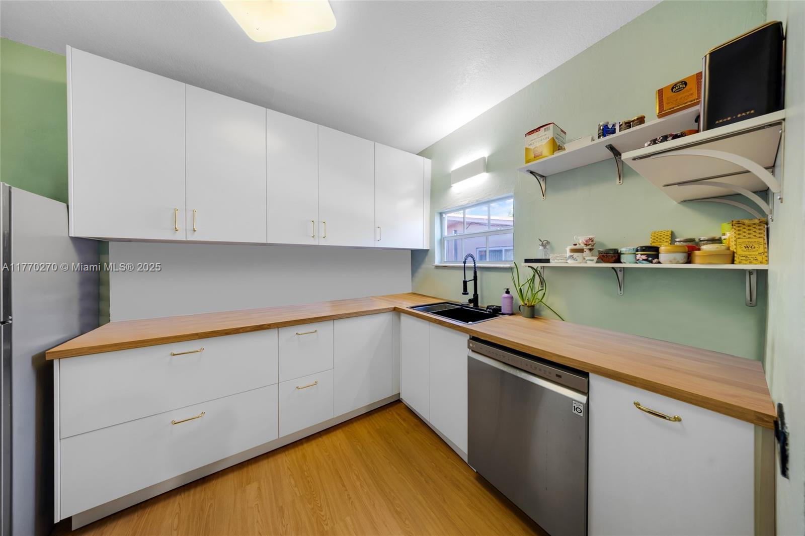PEARSONS SUB - Residential Income