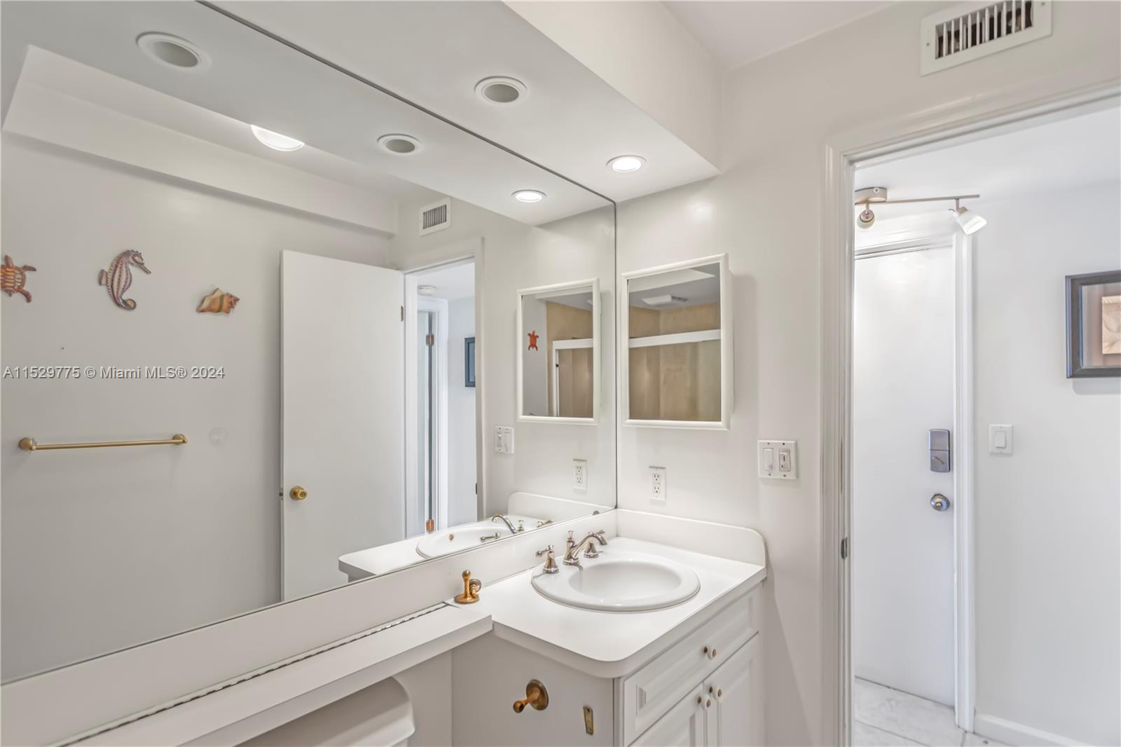 RIVERBEND CONDO - Residential