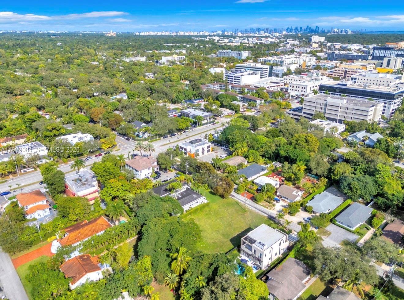 SUNSET VILLAS - Land