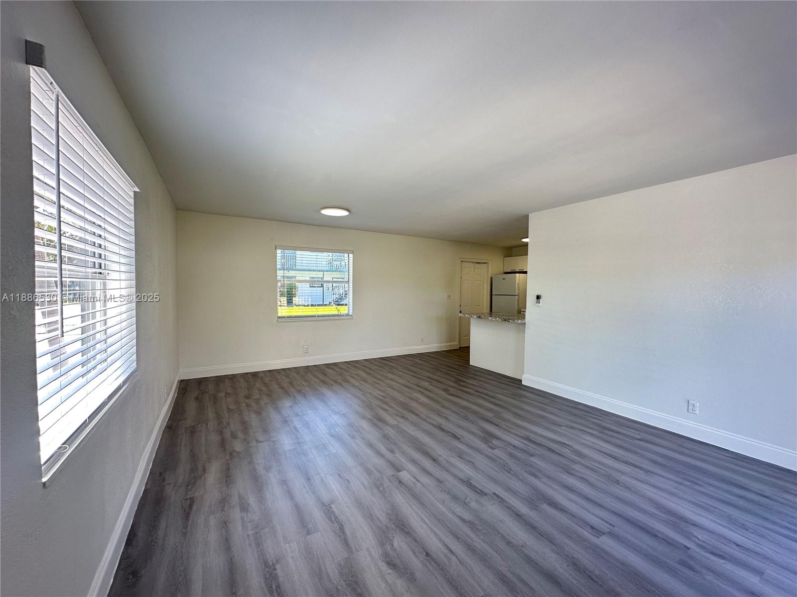 LAUDERDALE GARDENS - Residential Lease