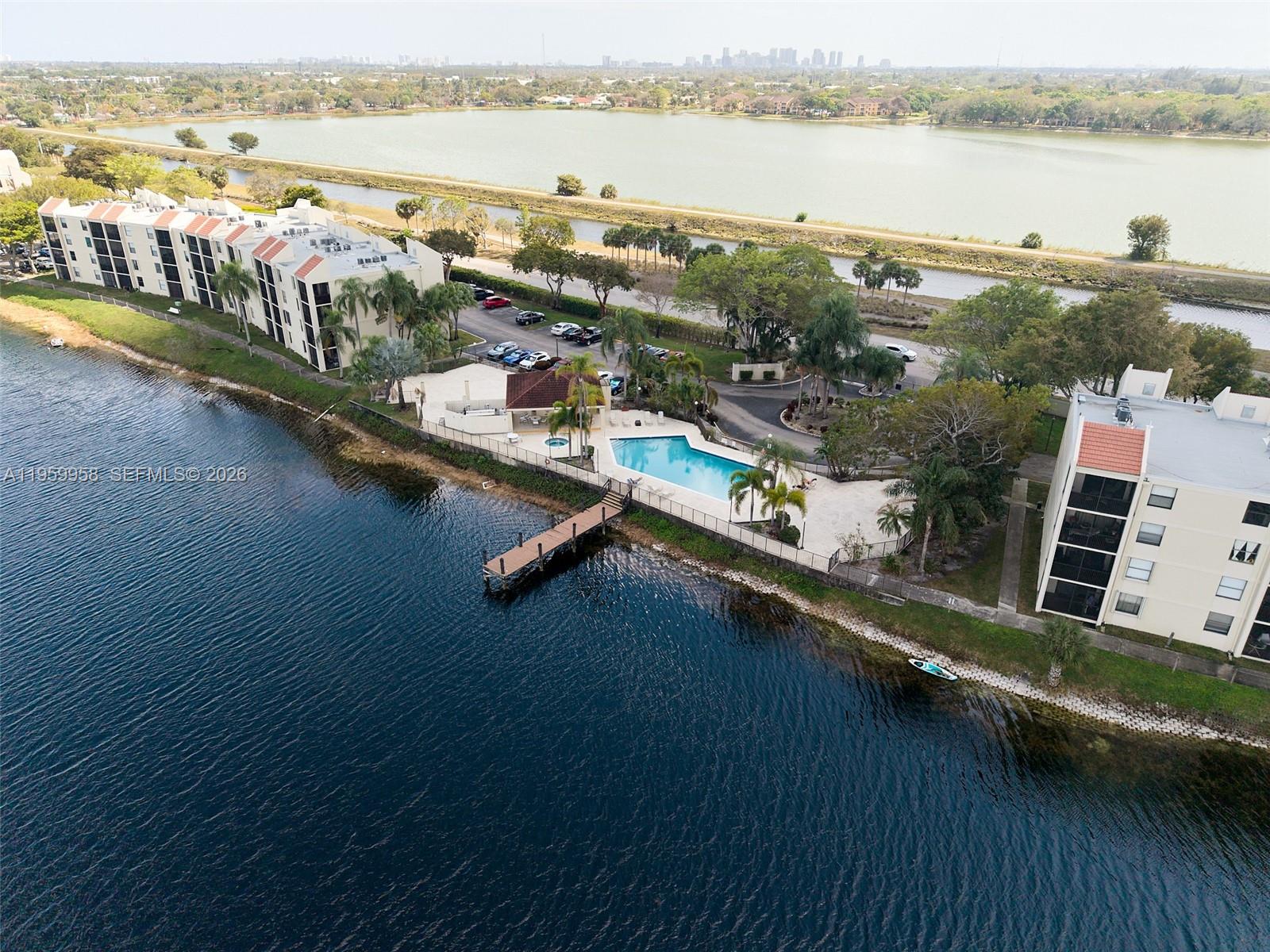 LAKE EMERALD CONDOMINIUM - Residential