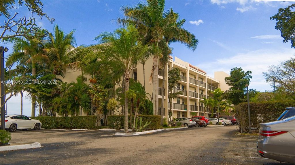 Photo of 116 Lake Emerald Dr #408, Oakland Park, FL 33309 (MLS # A11959958)