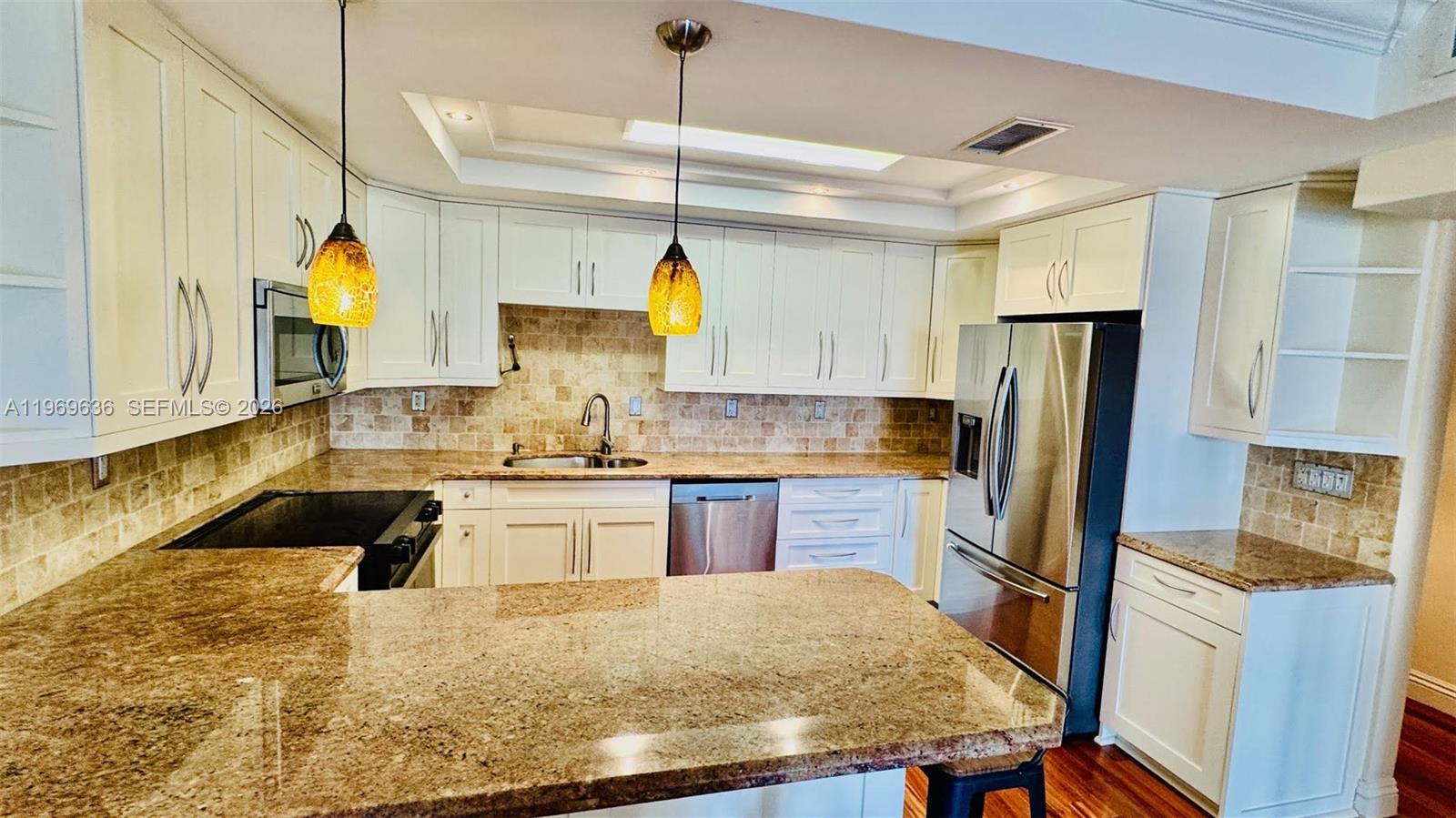 OCEANVIEW BUILDING A COND - Residential Lease