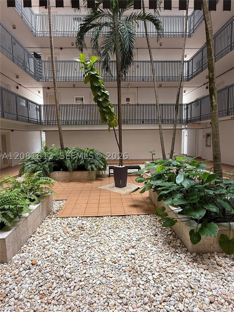 100 Ocean Lane Dr 303