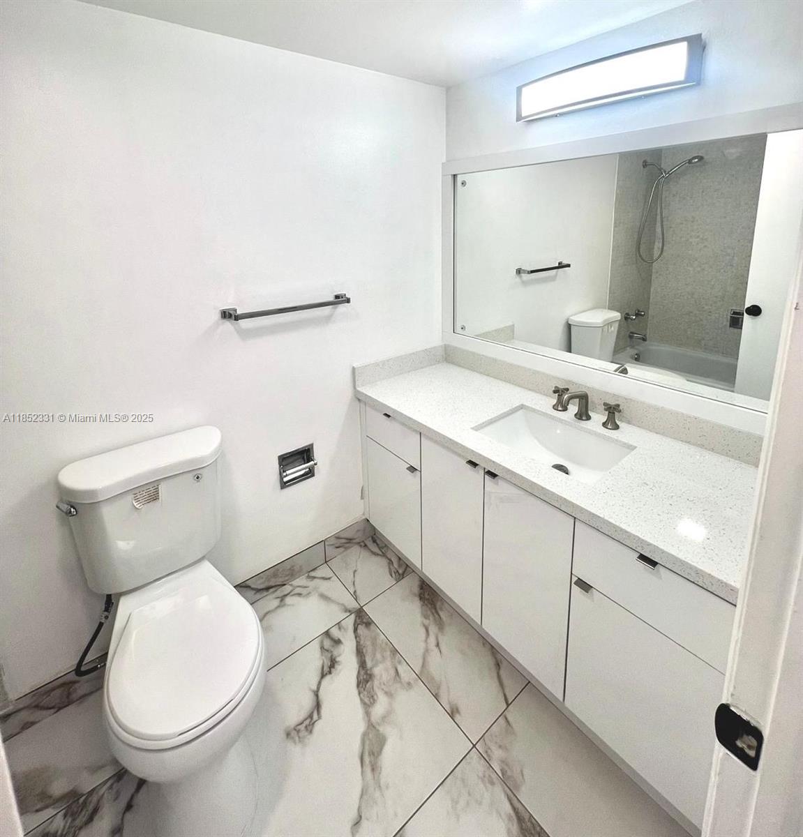 CARLTON TOWER CONDO - Residential Lease