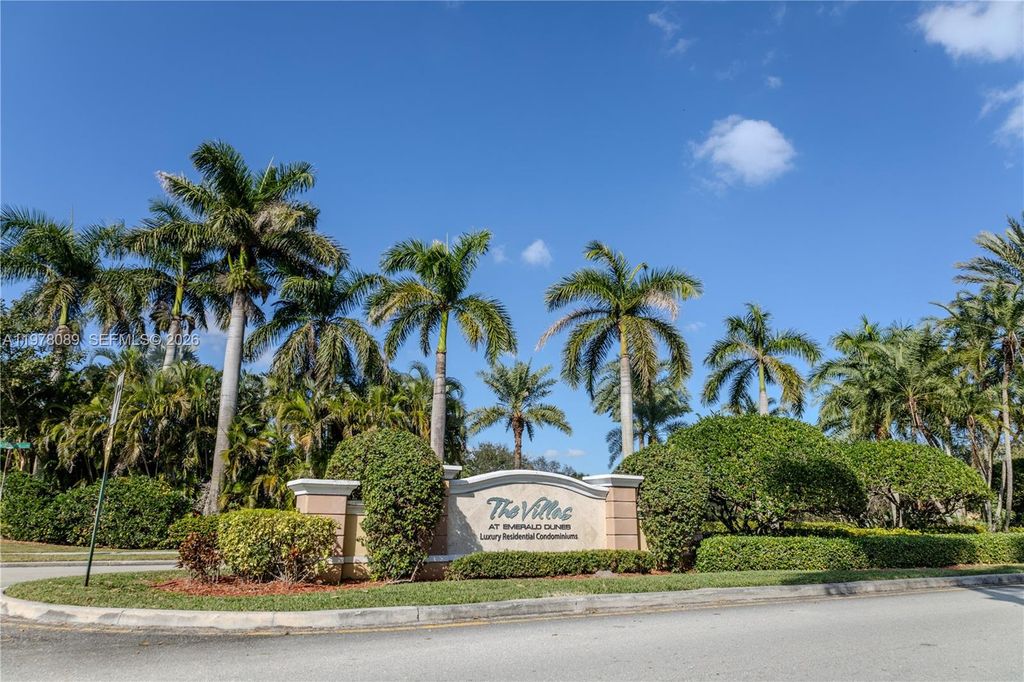 Photo of 6386 Emerald Dunes Dr #102, West Palm Beach, FL 33411 (MLS # A11978089)