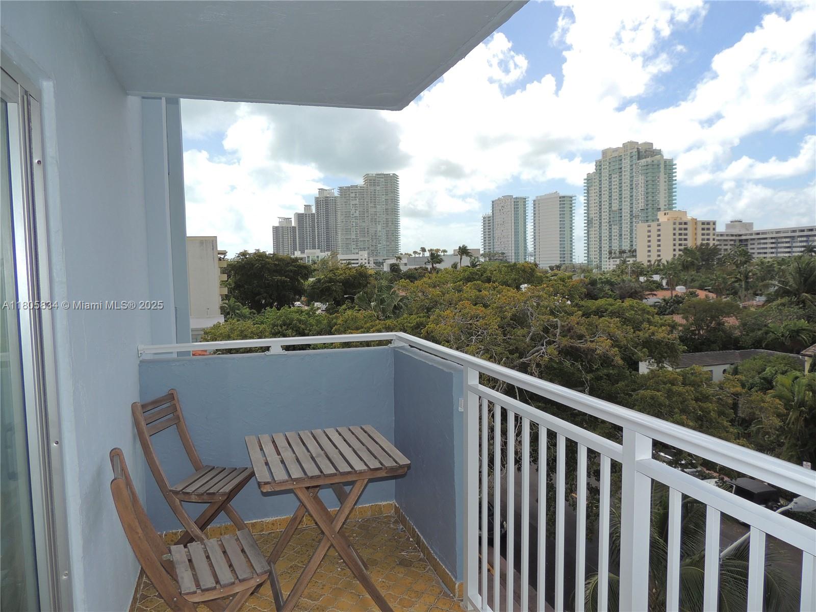 947 Lenox Ave 501