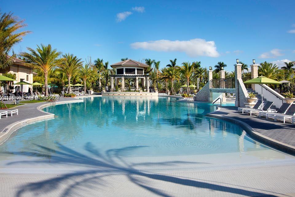 HIGHLAND AT PARK CENTRAL - Residential