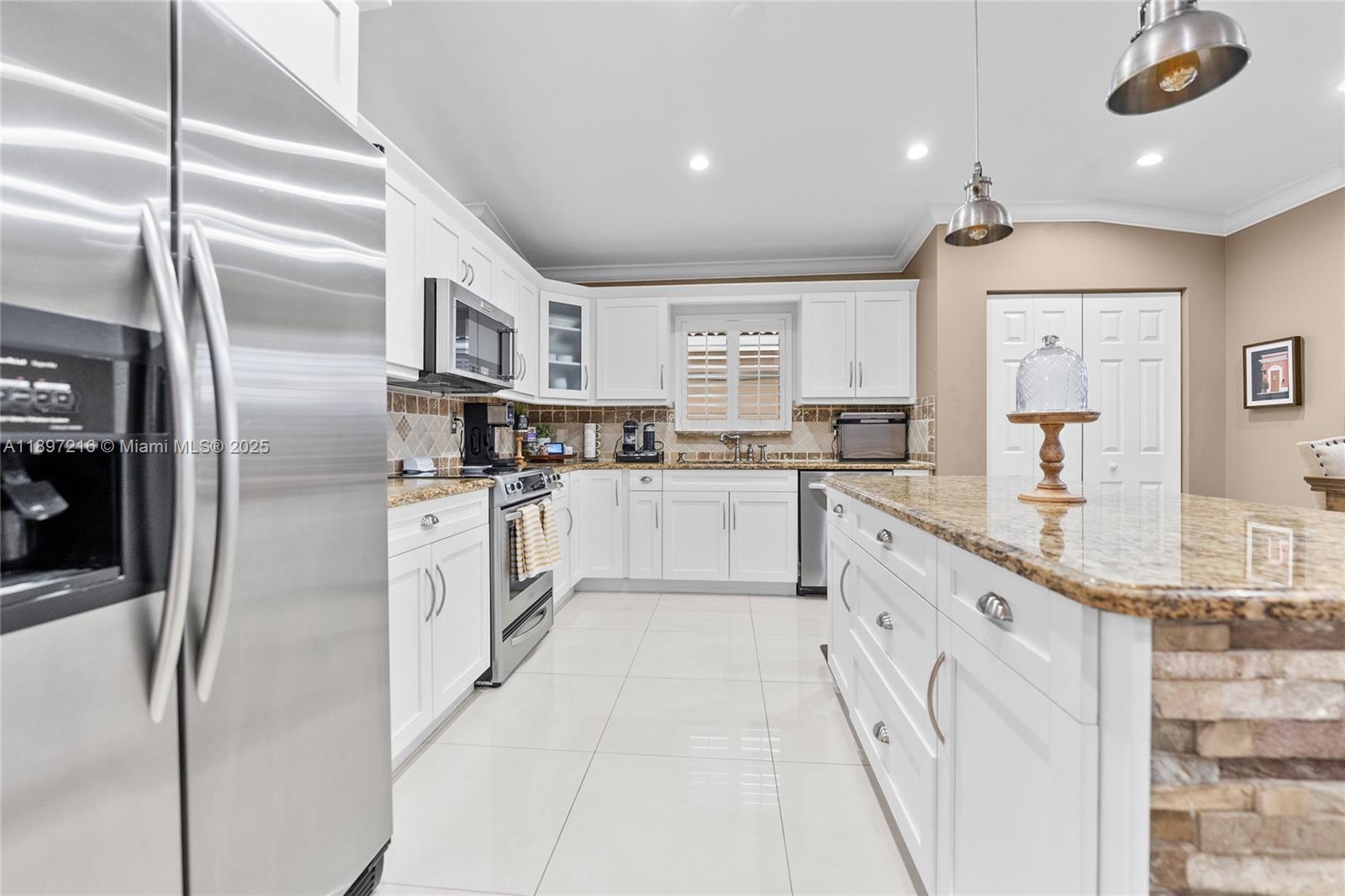 OAK CREEK NORTH REPLAT - Residential Lease