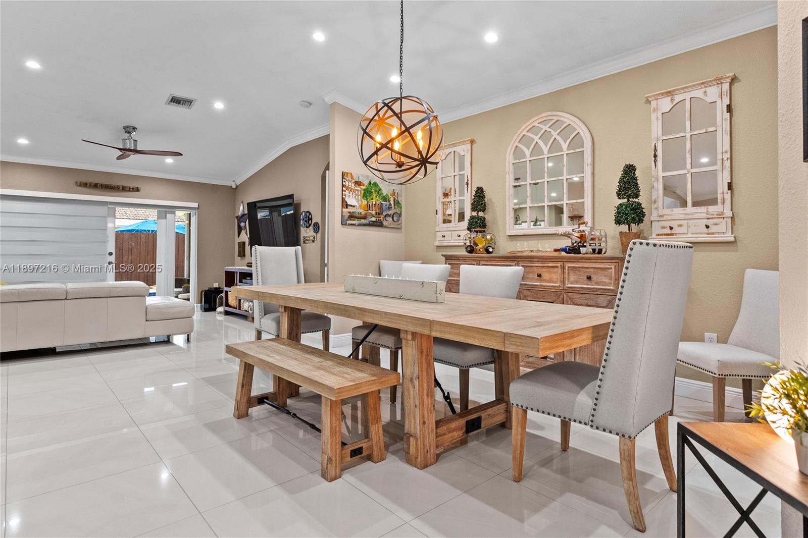 OAK CREEK NORTH REPLAT - Residential Lease