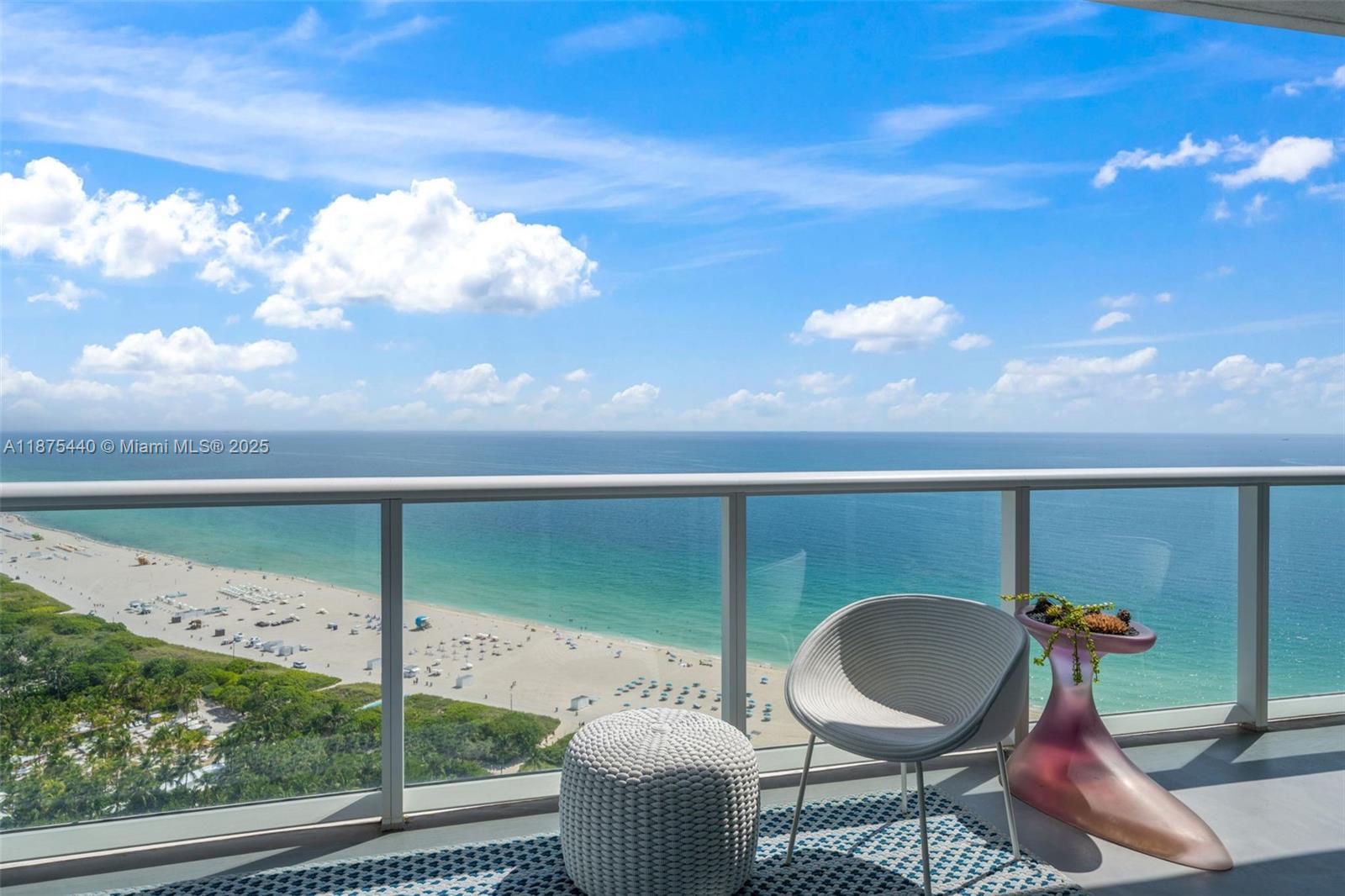CONTINUUM ON SOUTH BEACH - Residential