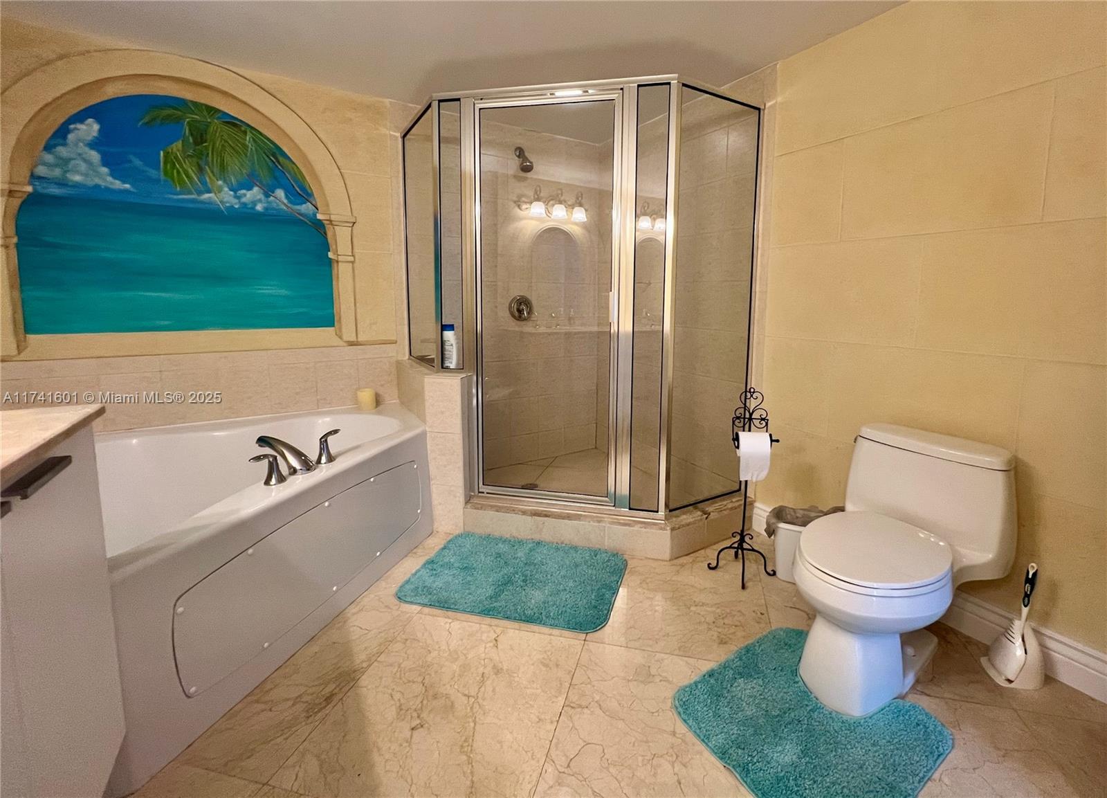 LA PERLA CONDO - Residential