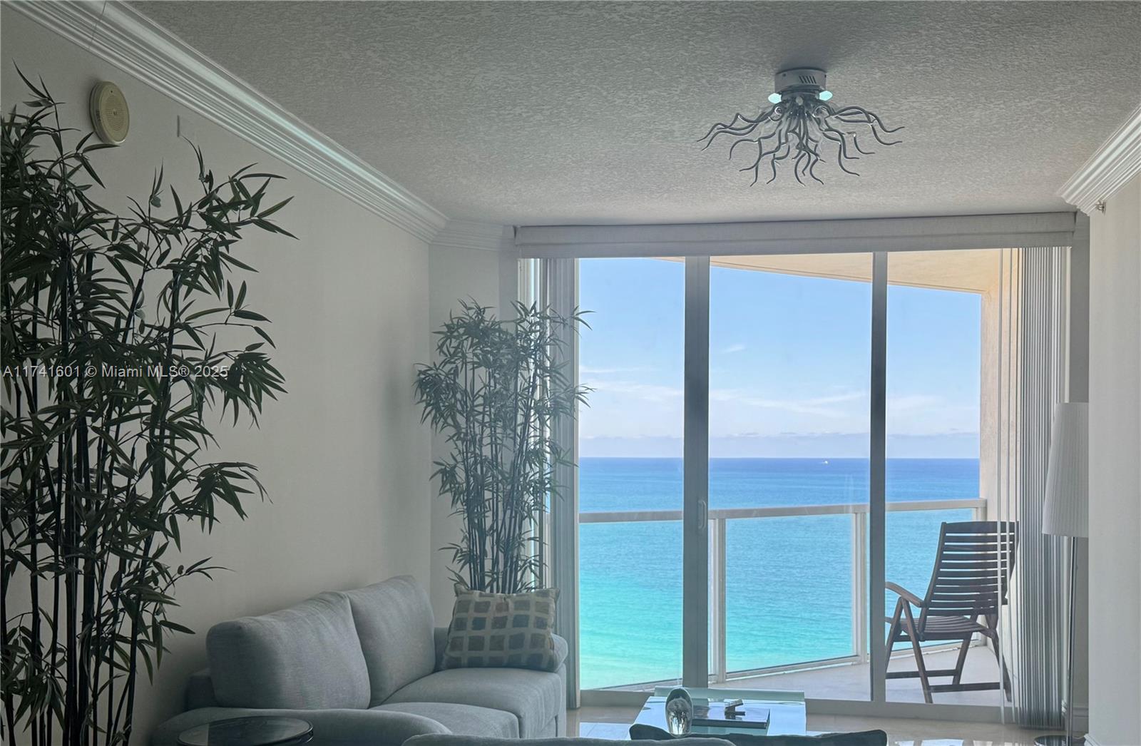 16699 Collins Ave 2806