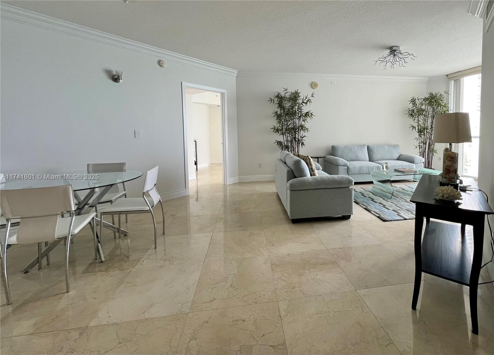 LA PERLA CONDO - Residential