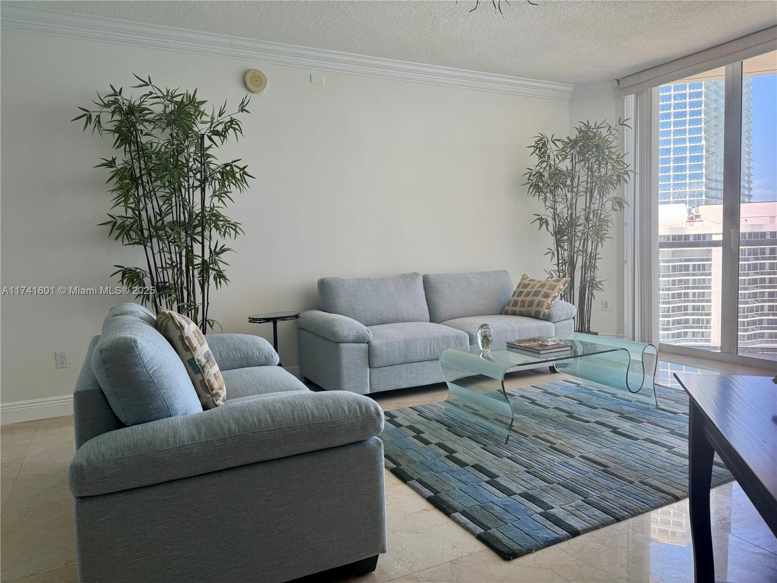 LA PERLA CONDO - Residential