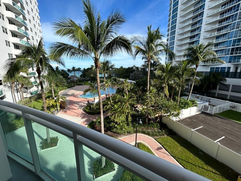 Photo of 3001 S Ocean Dr #325, Hollywood, FL 33019 (MLS # A11415432)