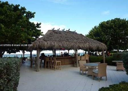 RESIDENCES ON HOLLYWOOD B - Residential