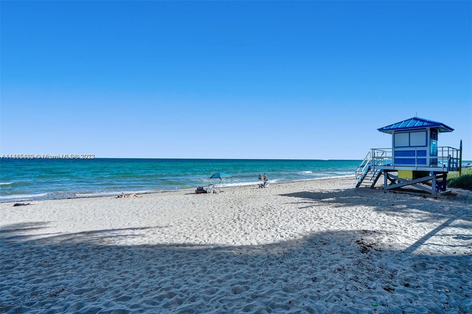 RESIDENCES ON HOLLYWOOD B - Residential