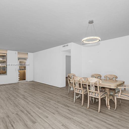 10185 Collins Ave 815
