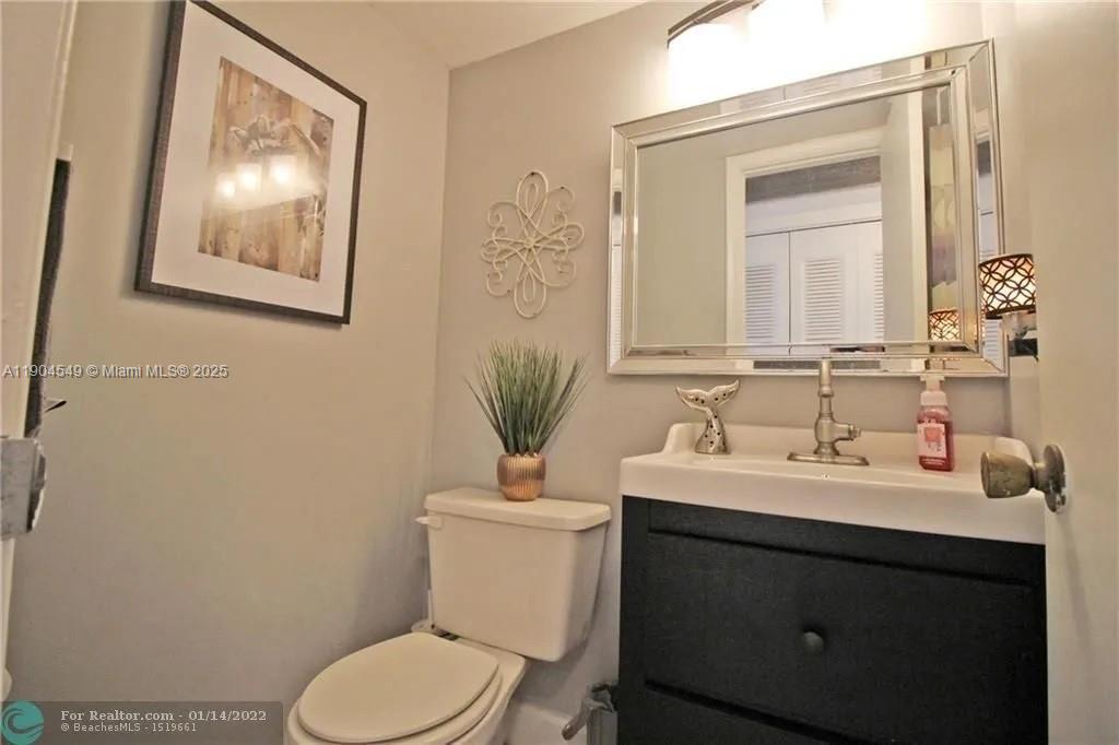 BERKSHIRE A CONDO - Residential Lease