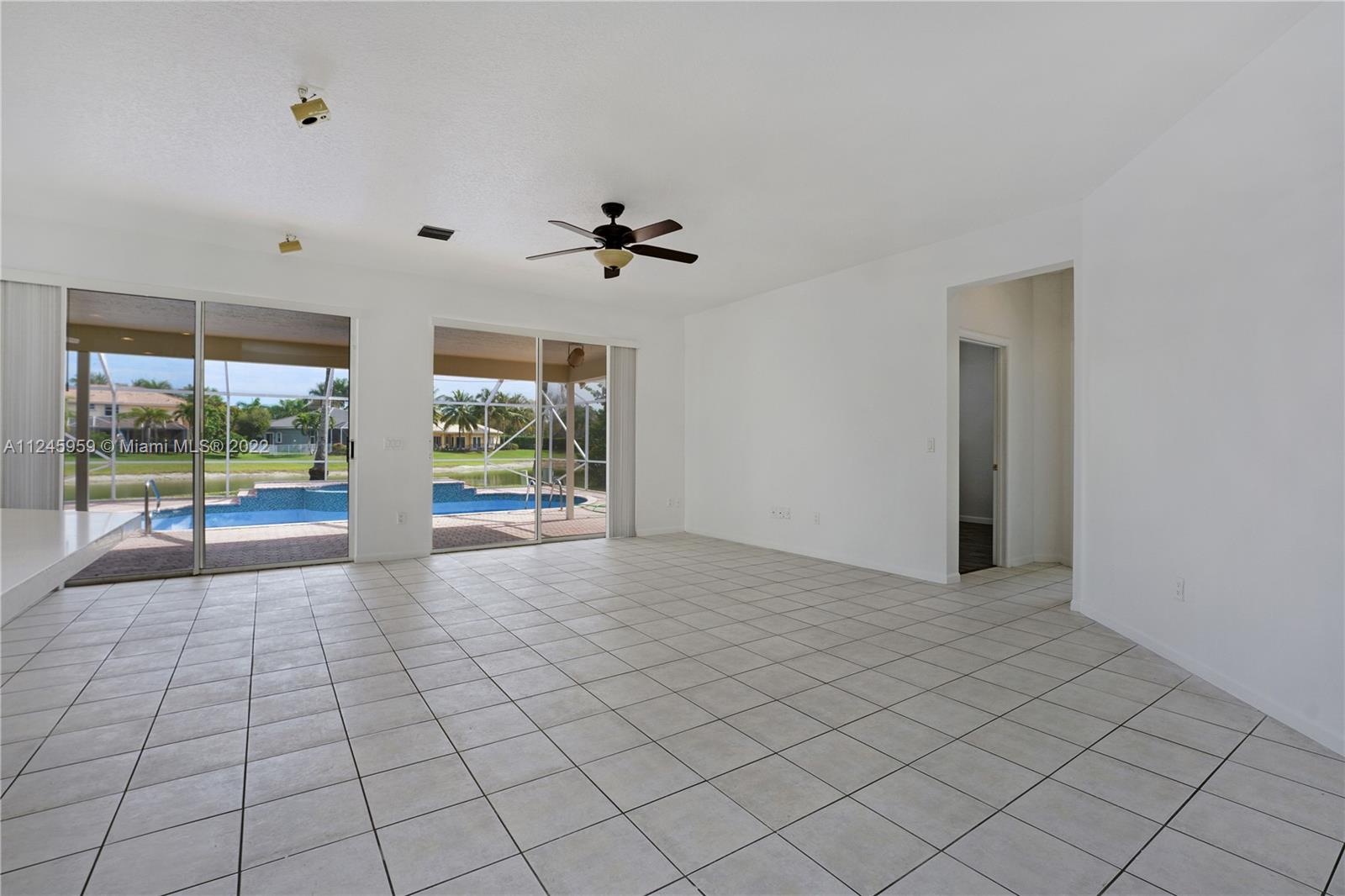 BOCA FALLS - Residential Lease