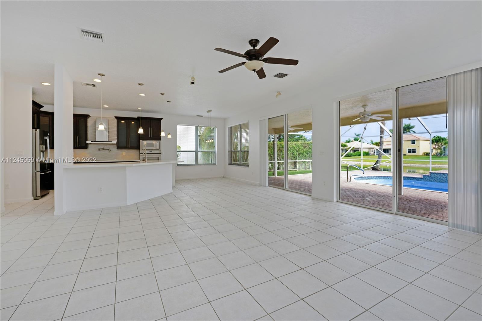 BOCA FALLS - Residential Lease